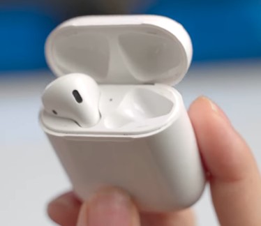 After placing the airpod into the charging case