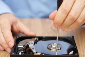Do Data Recovery Companies Look At Your Files? 6
