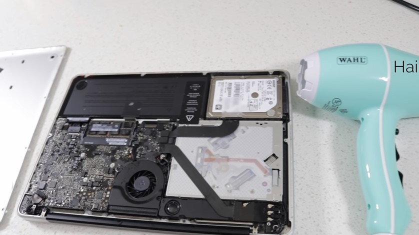 How to fix a water damaged mackbook