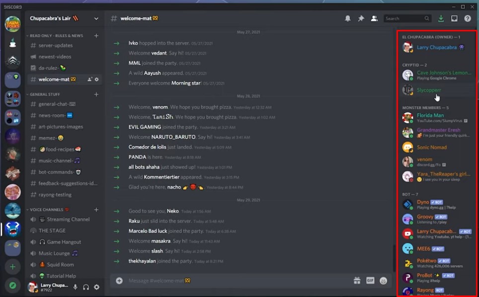 see the list of people on the same discord server on your right side of the screen